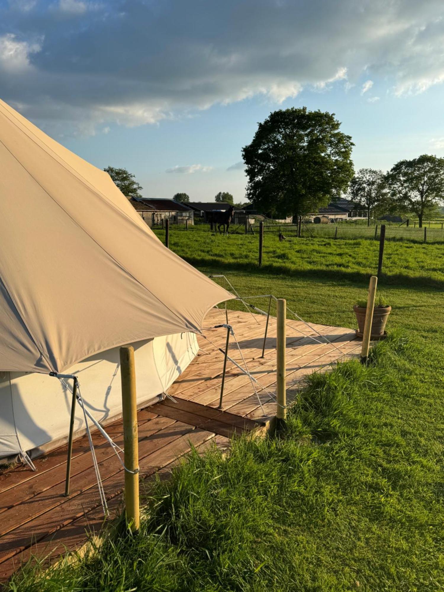 Camp Mangoeste 지델젬 외부 사진